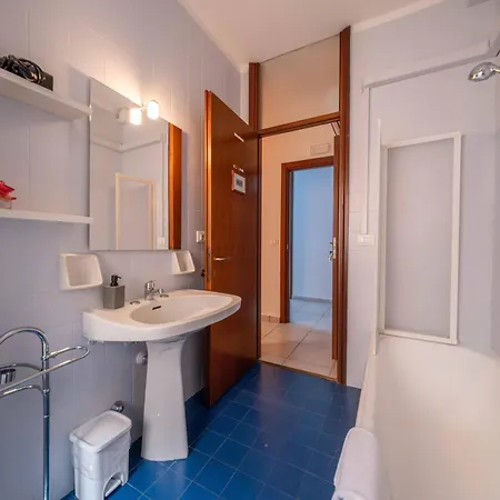 Guest house Guesthouse127 *